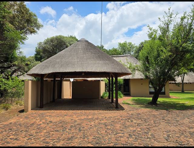 4 BEDROOM FREESTANDING FOR SALE IN LAKELAND ESTATE